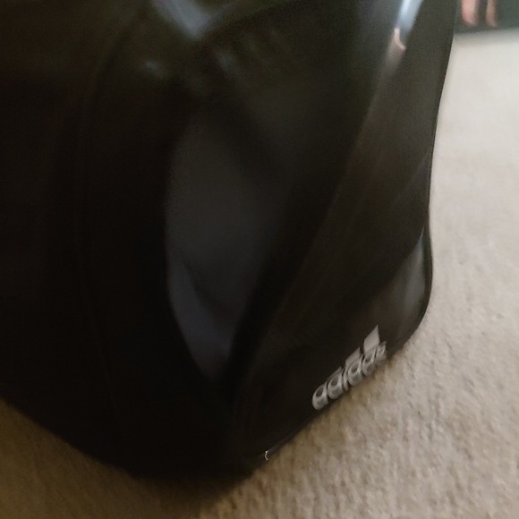 Adidas Ohio Valley Conference OVC Black Gym Duffle Bag - Picture 2 of 6